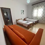 아파트 Ergys
