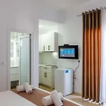 Ergys 아파트