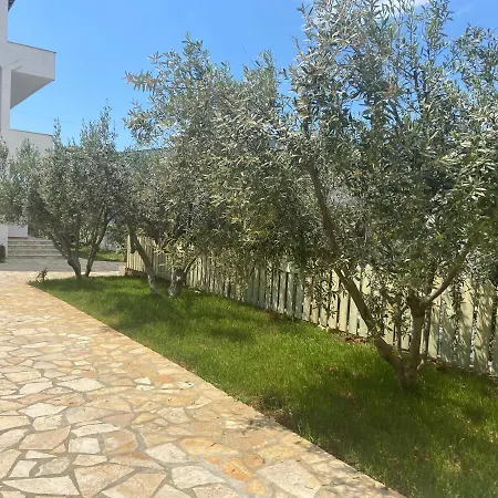 Ergys Apartment Ksamil