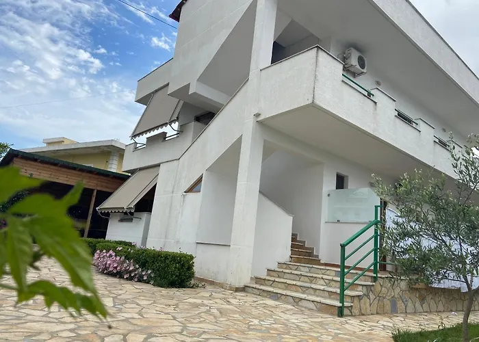 Apartment Ergys